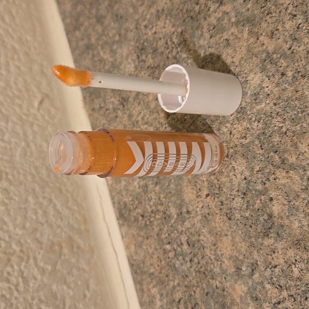 Milk Makeup Odyssey Lip Oil Gloss Nwt